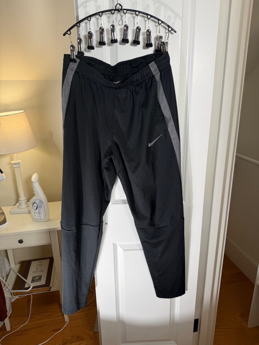 Nike Dri-FIT Training Pants Mens Medium Black Athletic Joggers Tapered Workout